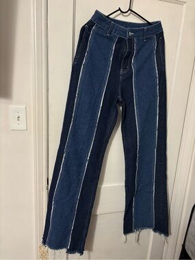 SHEIN Two-Tone Vertical Stripe Wide Leg Jeans - Dark & Medium Blue